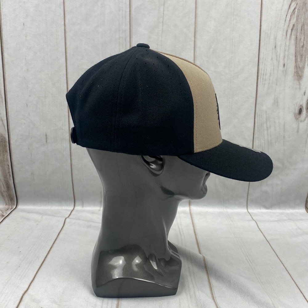 Fishing hat - Picture 3 of 4